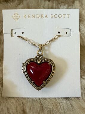 Kendra Scott x Disney Locket
